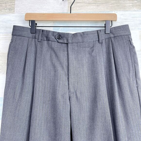 Jos A Bank Signature Wool Suit Gray Herringbone 40S Jacket 36S Pants - Picture 9 of 12